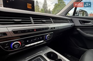 Внедорожник / Кроссовер Audi Q7 2018 в Стрые