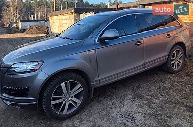 Внедорожник / Кроссовер Audi Q7 2013 в Славутиче