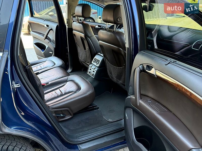 Внедорожник / Кроссовер Audi Q7 2012 в Хмельницком