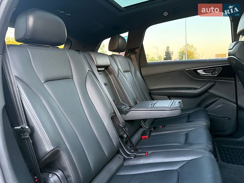 Внедорожник / Кроссовер Audi Q7 2018 в Киеве