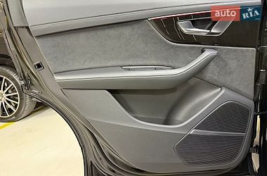 Внедорожник / Кроссовер Audi Q7 2024 в Киеве