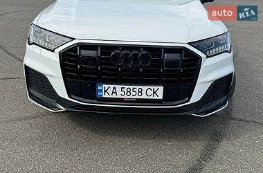 Внедорожник / Кроссовер Audi Q7 2021 в Киеве