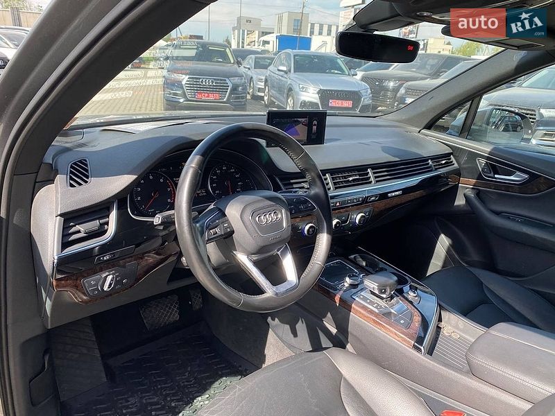 Внедорожник / Кроссовер Audi Q7 2016 в Львове