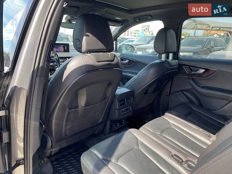 Внедорожник / Кроссовер Audi Q7 2016 в Львове