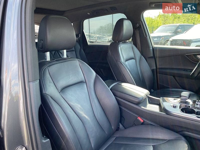 Внедорожник / Кроссовер Audi Q7 2016 в Львове