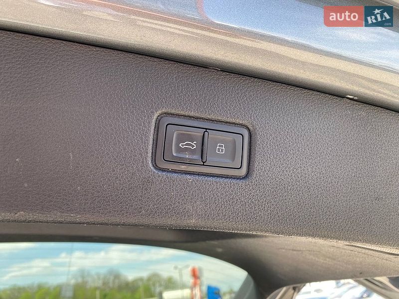 Внедорожник / Кроссовер Audi Q7 2016 в Львове