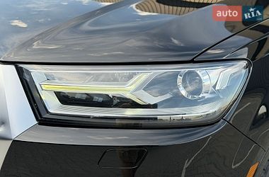 Внедорожник / Кроссовер Audi Q7 2016 в Дубно