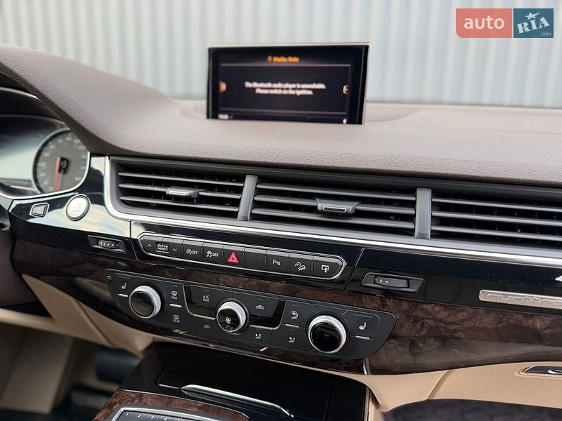 Внедорожник / Кроссовер Audi Q7 2016 в Дубно