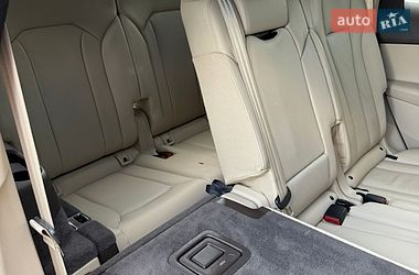 Внедорожник / Кроссовер Audi Q7 2016 в Дубно