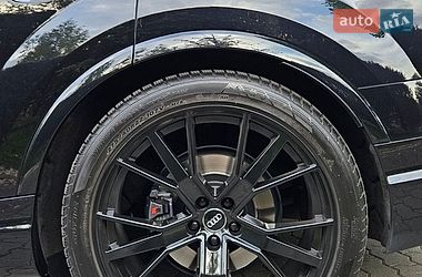 Внедорожник / Кроссовер Audi Q7 2015 в Сваляве