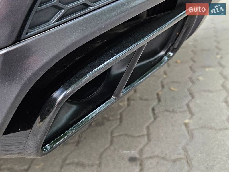 Внедорожник / Кроссовер Audi Q7 2015 в Сваляве