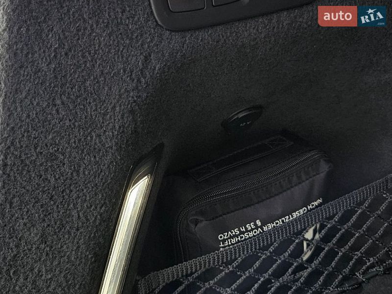 Внедорожник / Кроссовер Audi Q7 2015 в Сваляве
