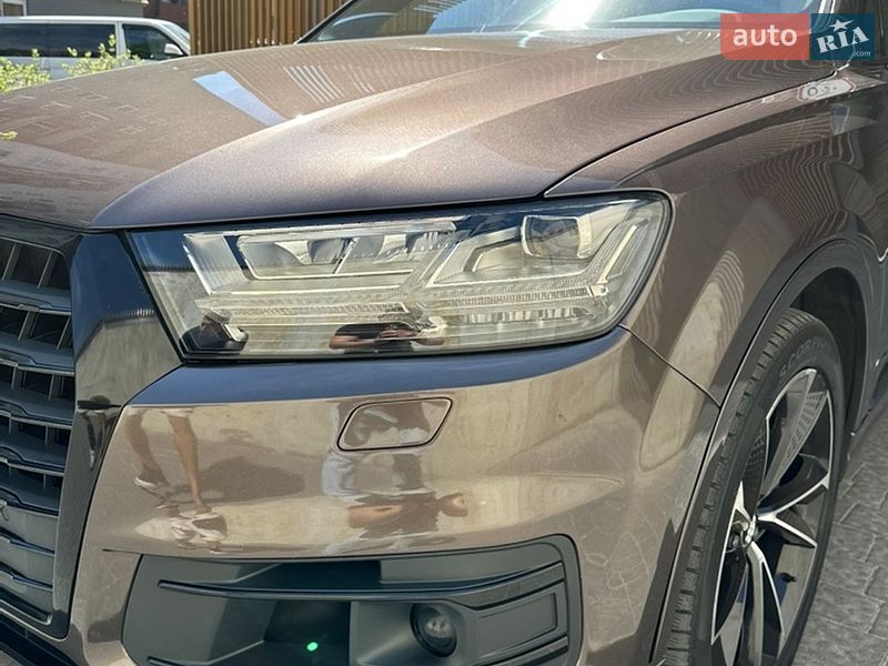 Внедорожник / Кроссовер Audi Q7 2017 в Львове