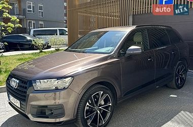 Внедорожник / Кроссовер Audi Q7 2017 в Львове