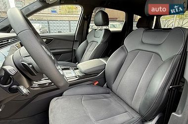 Внедорожник / Кроссовер Audi Q7 2024 в Подольске
