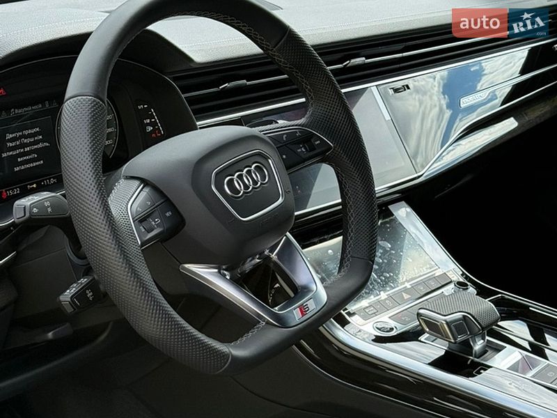 Внедорожник / Кроссовер Audi Q7 2024 в Подольске