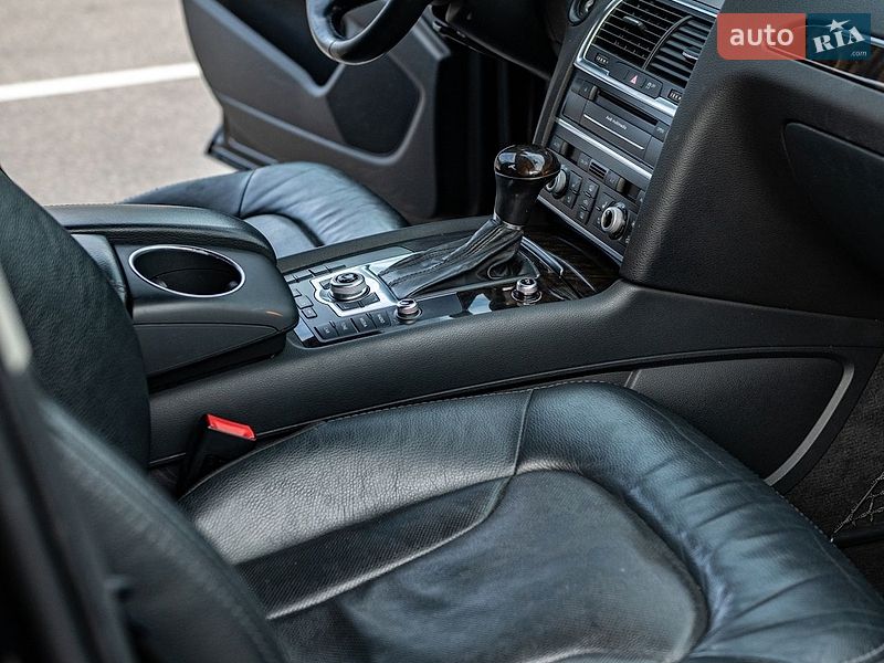 Внедорожник / Кроссовер Audi Q7 2015 в Черкассах