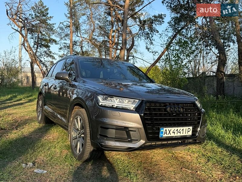 Внедорожник / Кроссовер Audi Q7 2018 в Харькове