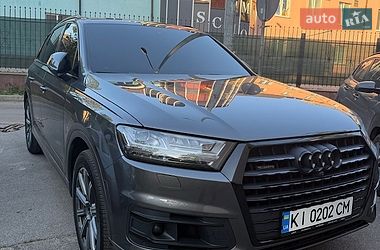 Внедорожник / Кроссовер Audi Q7 2018 в Киеве