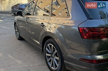 Внедорожник / Кроссовер Audi Q7 2018 в Киеве