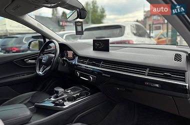 Внедорожник / Кроссовер Audi Q7 2017 в Стрые