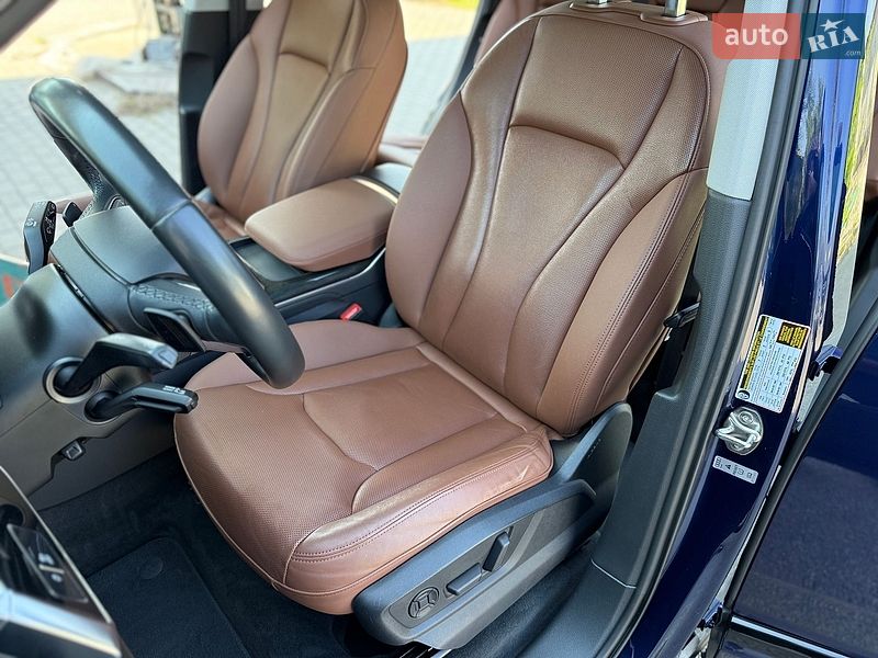 Позашляховик / Кросовер Audi Q7 2020 в Дніпрі
