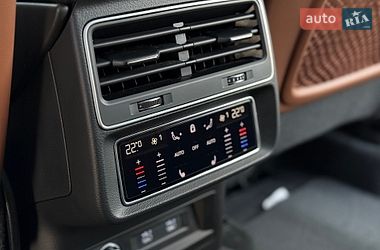 Позашляховик / Кросовер Audi Q7 2020 в Дніпрі