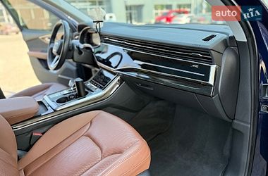 Позашляховик / Кросовер Audi Q7 2020 в Дніпрі
