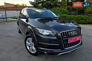 Внедорожник / Кроссовер Audi Q7 2015 в Полтаве