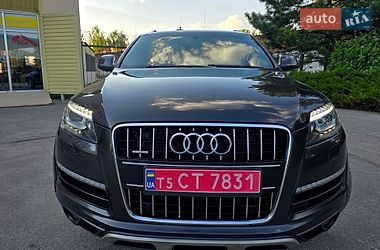 Внедорожник / Кроссовер Audi Q7 2015 в Полтаве