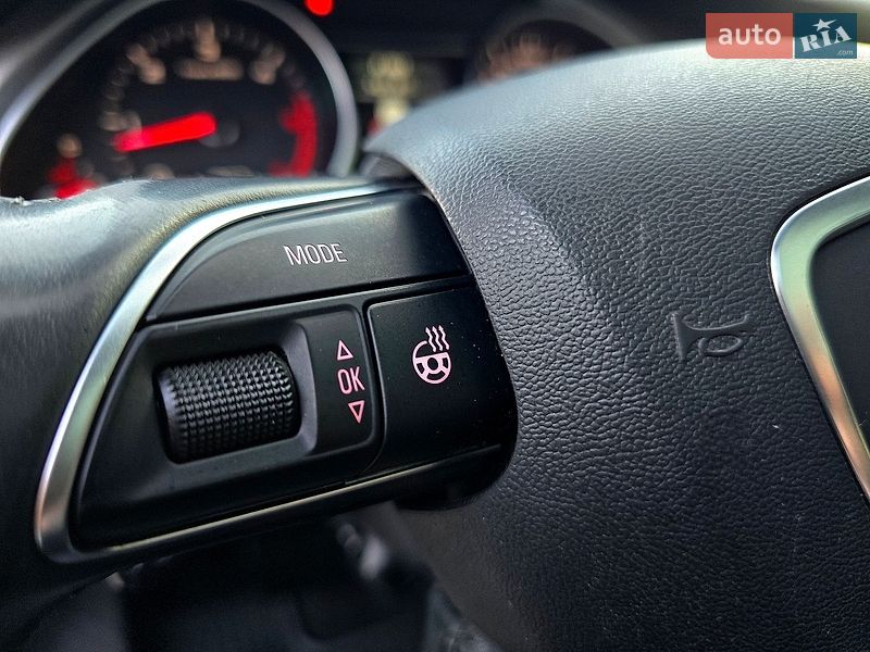 Внедорожник / Кроссовер Audi Q7 2015 в Полтаве