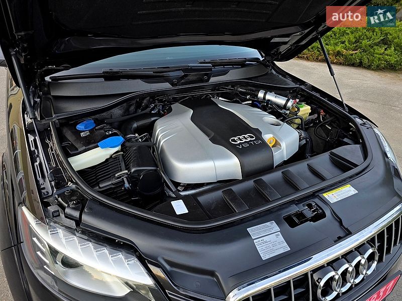 Внедорожник / Кроссовер Audi Q7 2015 в Полтаве