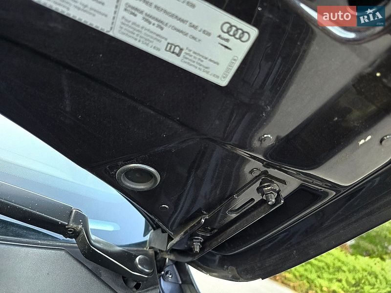 Внедорожник / Кроссовер Audi Q7 2015 в Полтаве