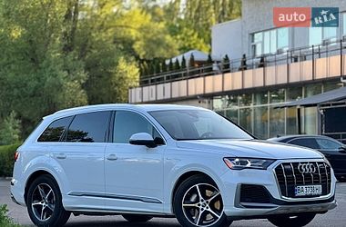 Внедорожник / Кроссовер Audi Q7 2021 в Киеве