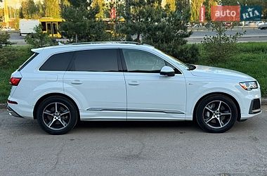 Внедорожник / Кроссовер Audi Q7 2021 в Киеве