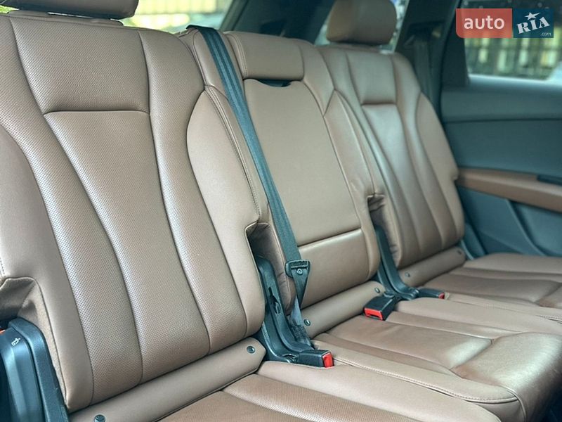 Внедорожник / Кроссовер Audi Q7 2021 в Киеве