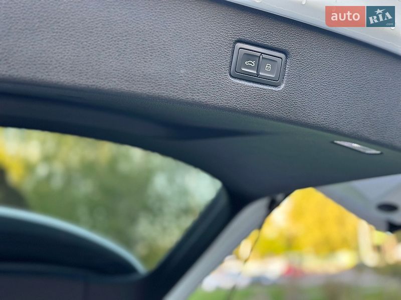 Внедорожник / Кроссовер Audi Q7 2021 в Киеве