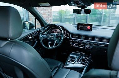 Позашляховик / Кросовер Audi Q7 2017 в Дніпрі