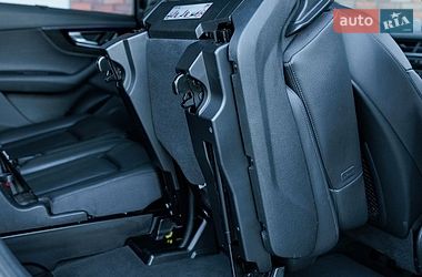 Позашляховик / Кросовер Audi Q7 2017 в Дніпрі