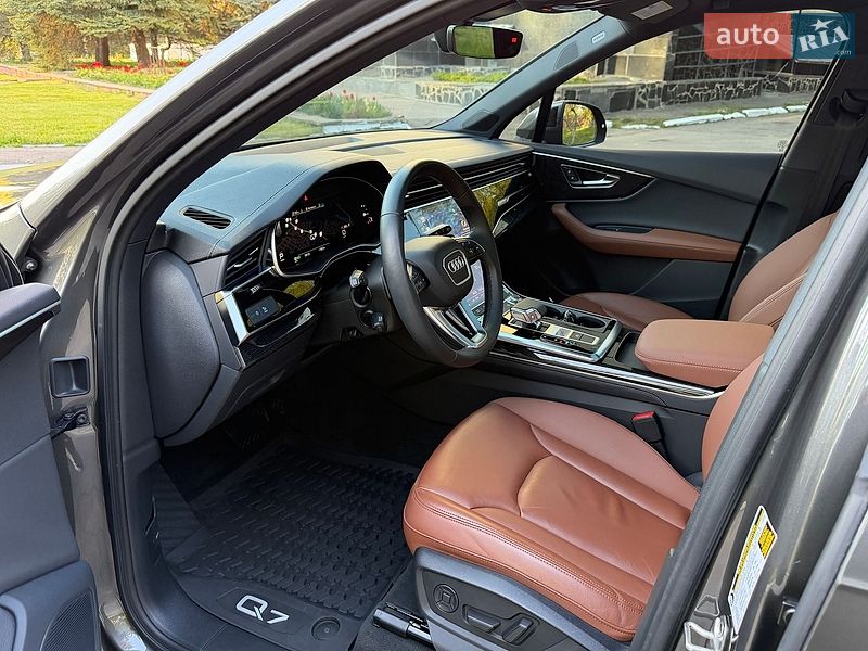 Внедорожник / Кроссовер Audi Q7 2023 в Виннице