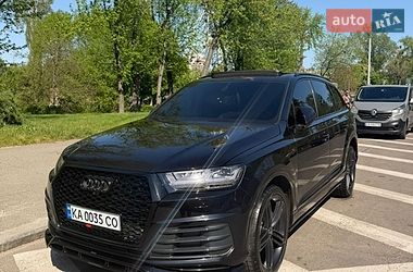 Внедорожник / Кроссовер Audi Q7 2018 в Киеве
