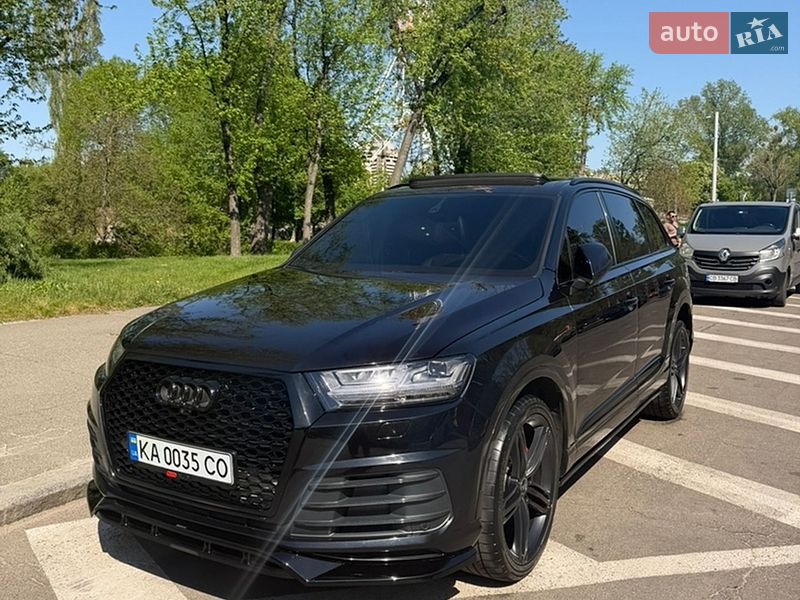 Внедорожник / Кроссовер Audi Q7 2018 в Киеве