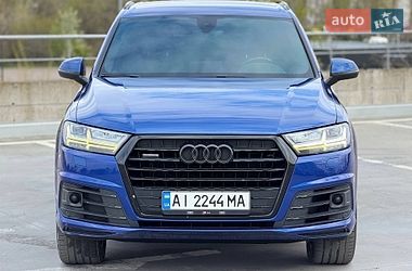 Позашляховик / Кросовер Audi Q7 2016 в Києві