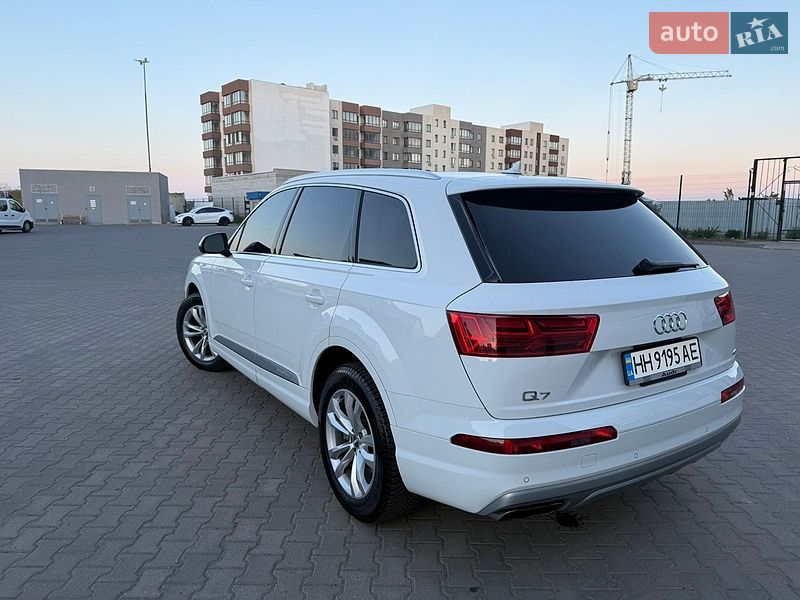 Внедорожник / Кроссовер Audi Q7 2019 в Одессе