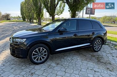 Внедорожник / Кроссовер Audi Q7 2017 в Харькове