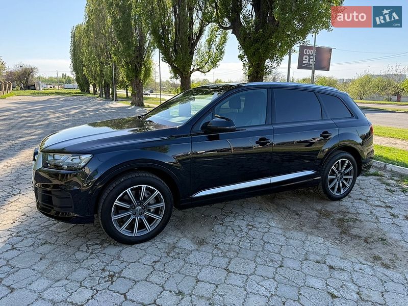 Внедорожник / Кроссовер Audi Q7 2017 в Харькове