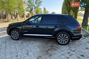 Внедорожник / Кроссовер Audi Q7 2017 в Харькове