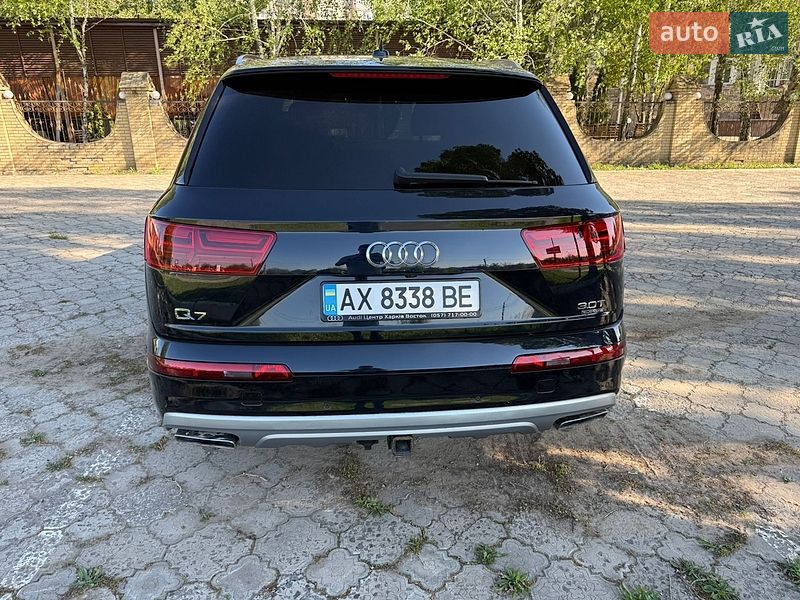Внедорожник / Кроссовер Audi Q7 2017 в Харькове