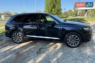 Внедорожник / Кроссовер Audi Q7 2017 в Харькове