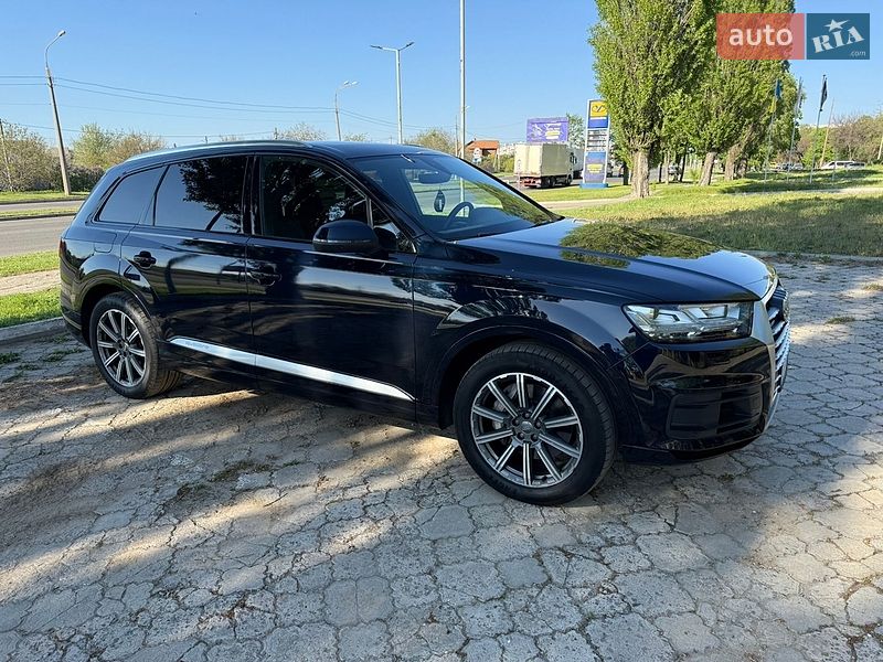 Внедорожник / Кроссовер Audi Q7 2017 в Харькове